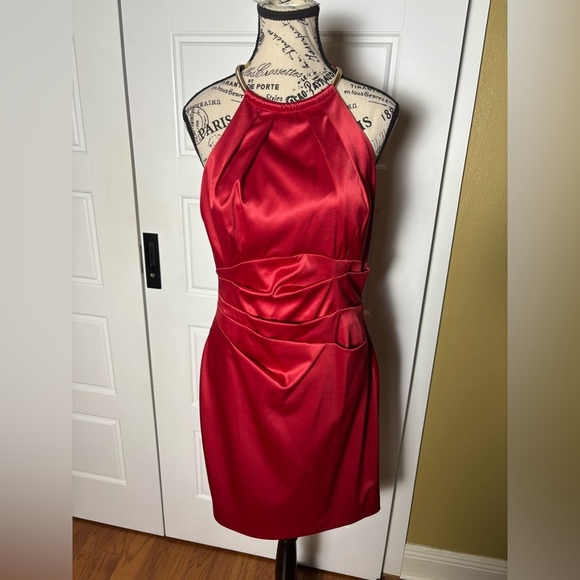 Eliza J red cocktail dress w/gold chain halter - Picture 3 of 8